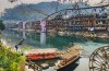 Những thị trấn cổ bên sông nước đẹp như tranh vẽ ở Trung Quốc
